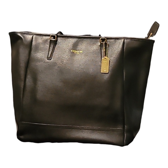 Coach Handbags - EUC Coach Saffiano City Tote
